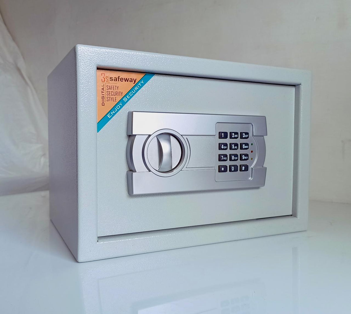 Safeway Digital Safe Locker EG-25